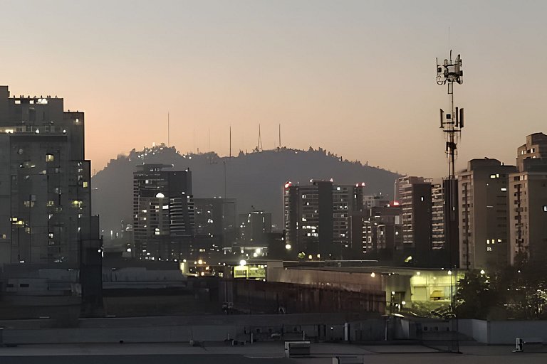Prime | Depto. a pasos del metro- AC + wifi + Gym
